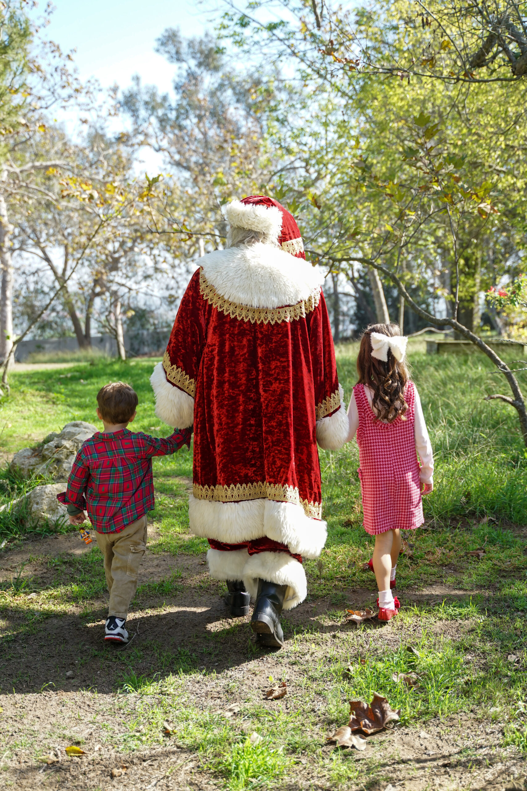 Southern California Santa Claus Picture Packages in the South Bay of Los Angeles